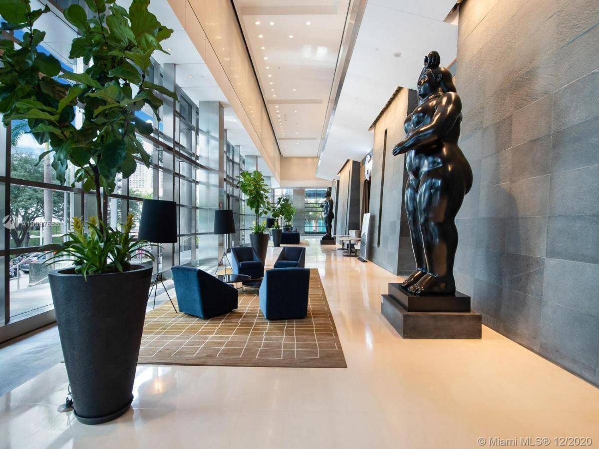 Four Seasons Hotel Miami - Luxury Private Residences 外观 照片