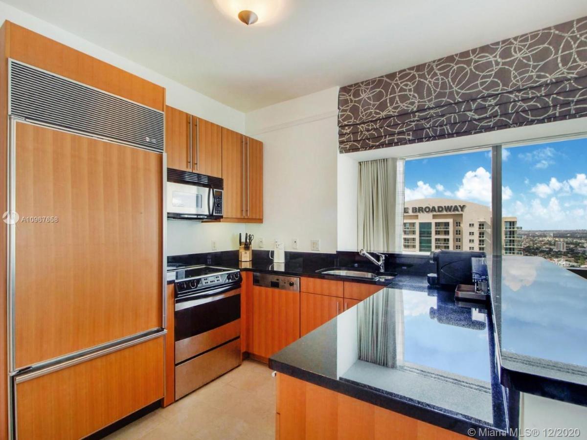 Four Seasons Hotel Miami - Luxury Private Residences 外观 照片