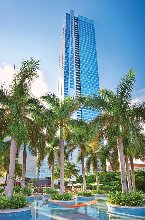 Four Seasons Hotel Miami - Luxury Private Residences 外观 照片