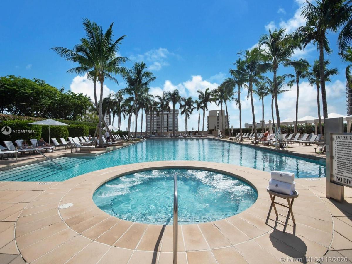 Four Seasons Hotel Miami - Luxury Private Residences 外观 照片