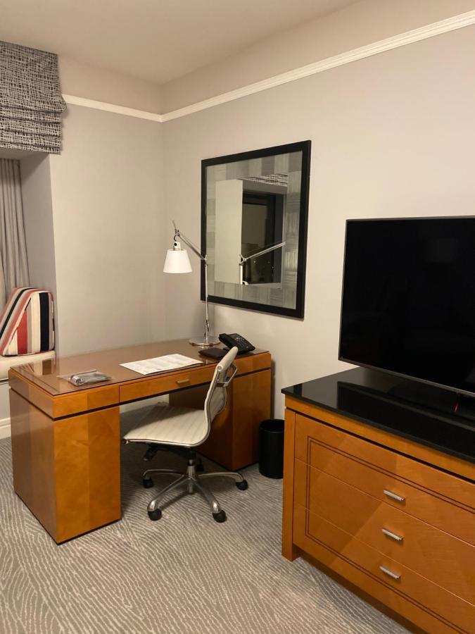 Four Seasons Hotel Miami - Luxury Private Residences 外观 照片