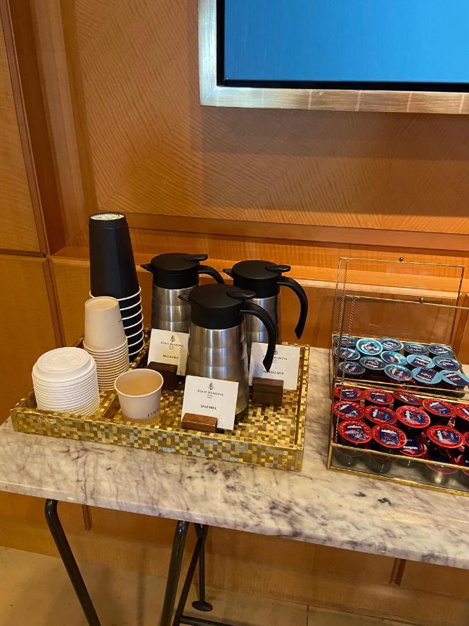 Four Seasons Hotel Miami - Luxury Private Residences 外观 照片