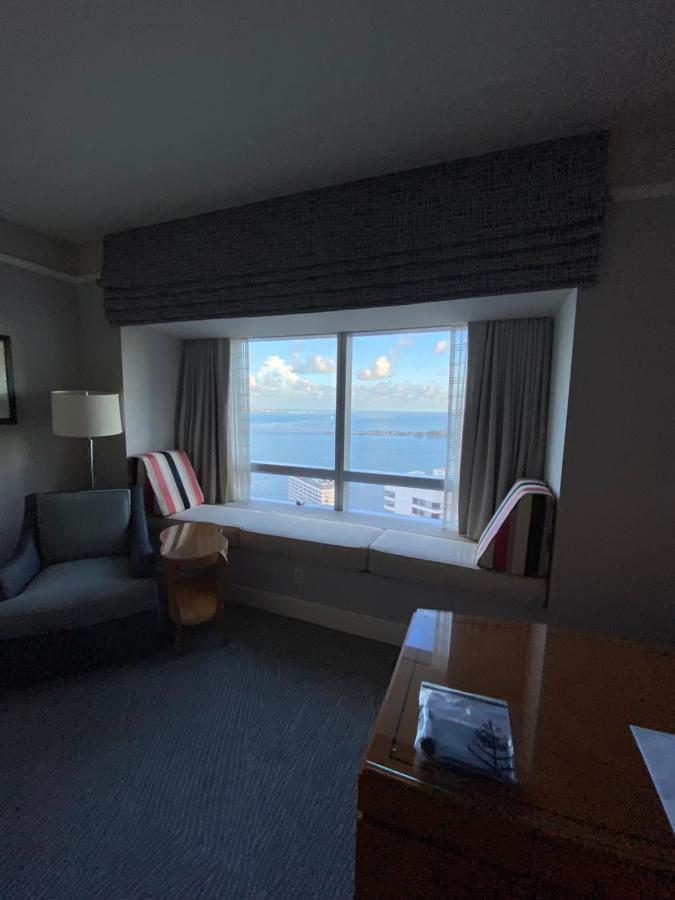 Four Seasons Hotel Miami - Luxury Private Residences 外观 照片